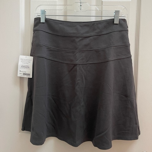 ATHLETA Skirt Womens 6 Black Ponte Twill Fit and Flare Style A Line Side Zip